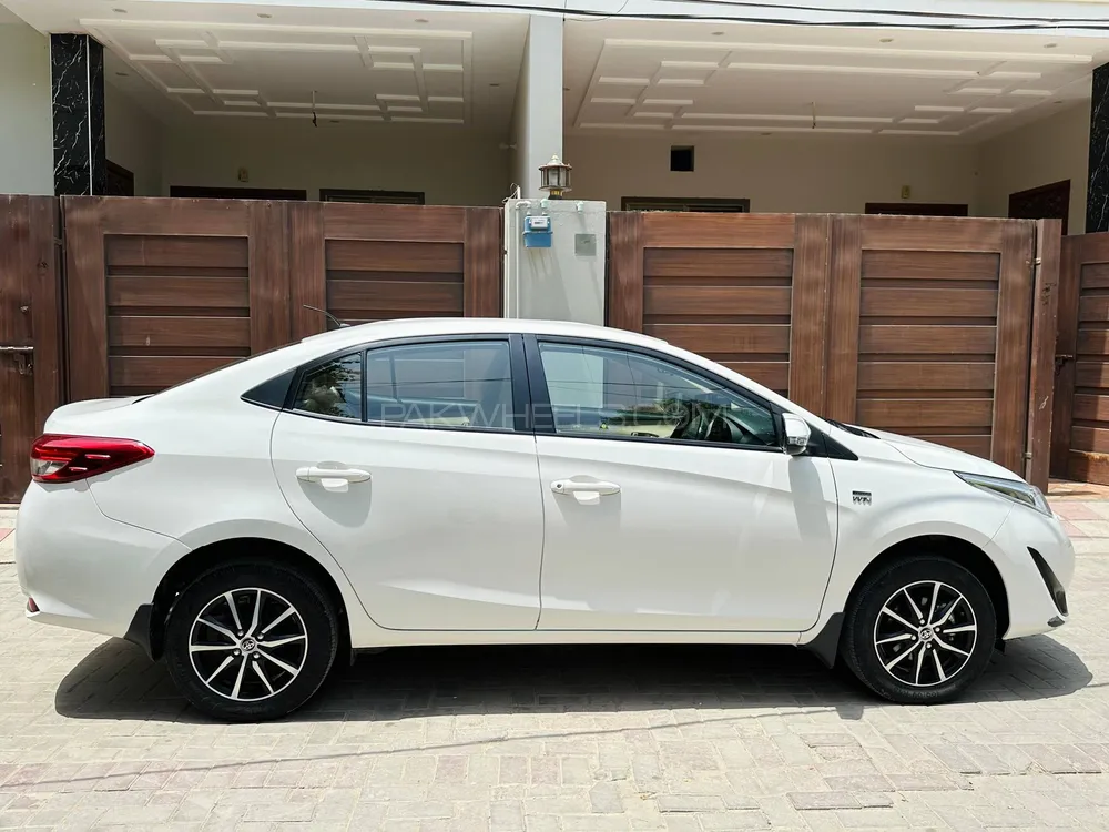 Toyota Yaris Sedan 2021 for Sale in Multan Image-1