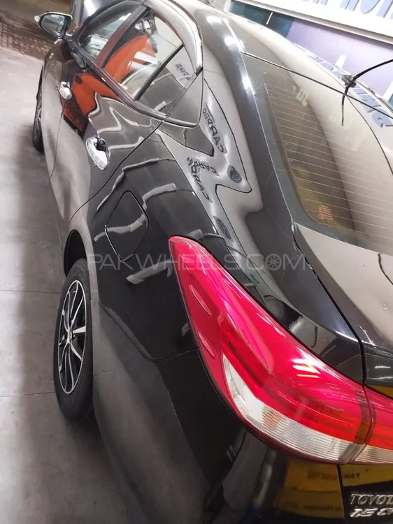 Toyota Yaris Sedan 2021 for Sale in Islamabad Image-1