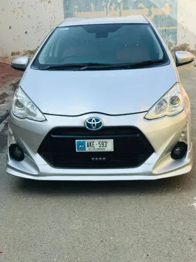 Toyota Aqua G 2015