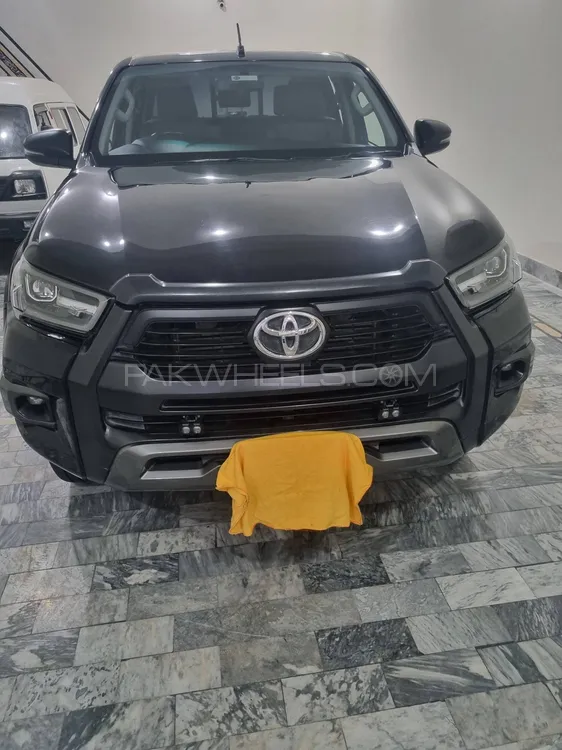 Toyota Hilux 2022 for Sale in Bhalwal Image-1