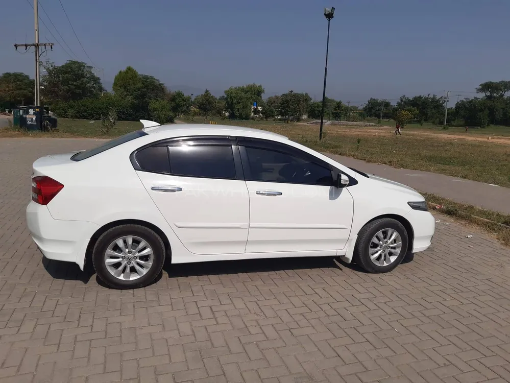 Honda City 2017 for Sale in Islamabad Image-1