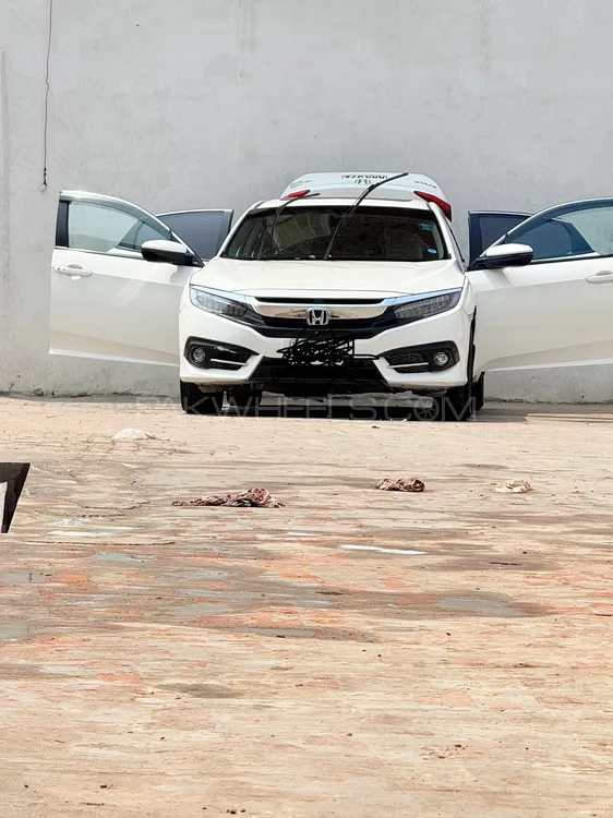 Honda Civic 2020 for Sale in Lahore Image-1