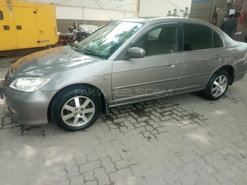 Honda Civic 2004 for Sale in Sadiqabad Image-1