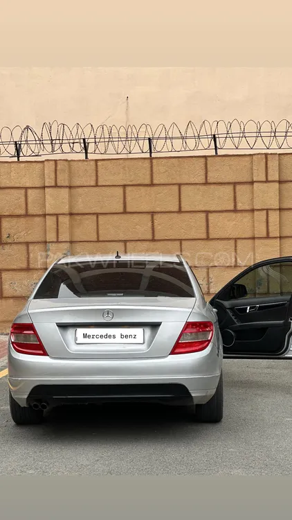 Mercedes Benz C Class 2012 for Sale in Lahore Image-1