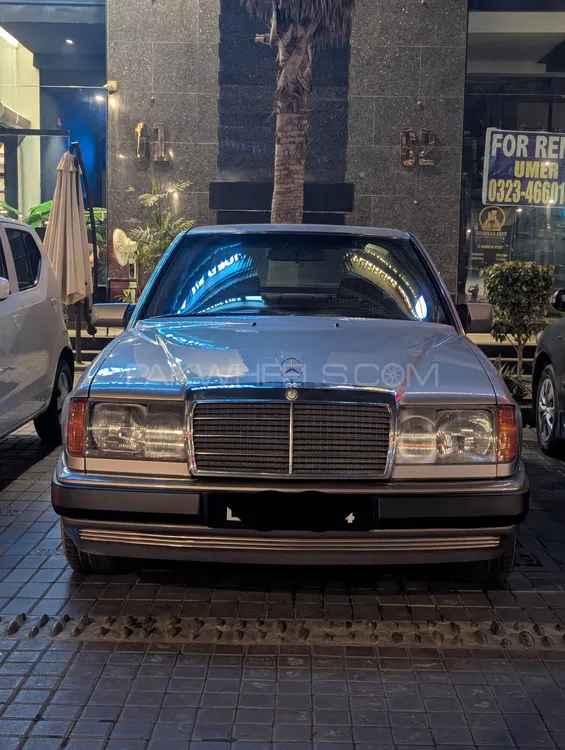 Mercedes Benz E Class 1991 for Sale in Lahore Image-1