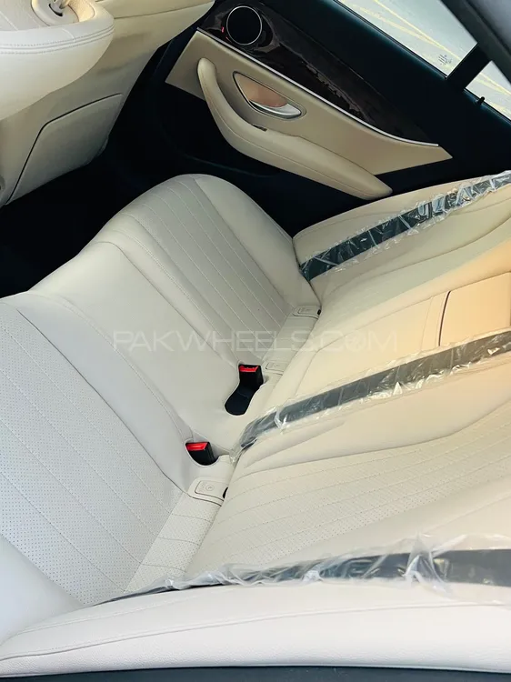 Mercedes Benz E Class 2020 for Sale in Islamabad Mercedes Benz E Class 2020 for Sale in Islamabad Image-11