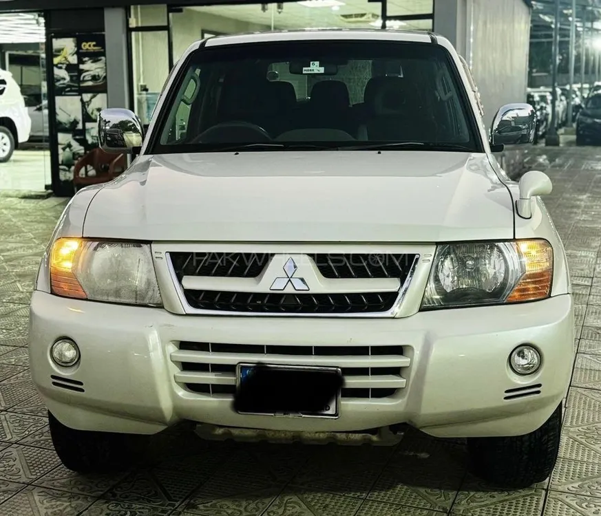 Mitsubishi Pajero 2006 for Sale in Islamabad Image-1