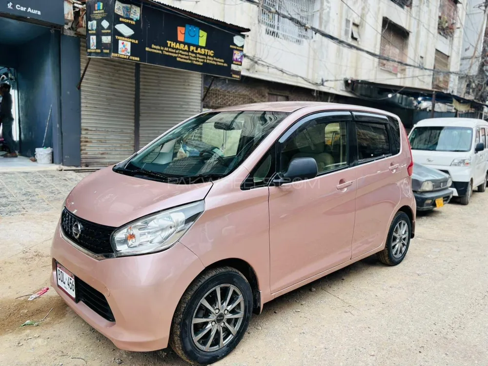 Nissan Dayz 2014 for Sale in Karachi Image-1