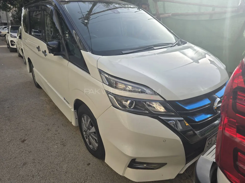 Nissan Serena 2019 for Sale in Karachi Image-1