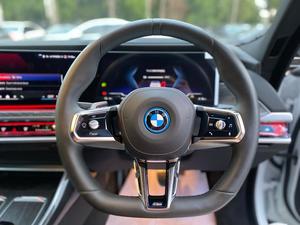 BMW i7 xDrive50 *M Sport*
Model: 2023 
Mileage: 2,900 km
Unregistered 
Fresh import 

M Sports Pro Pack ( top of the line variant) 

*M Sport brakes with Dark Blue Calipers
*Front Electric Sport Seats
*20" Aerodynamic 907M bicolour alloy wheels
*Swarovski crystal headlights
*BMW Theatre Screen(31.3 inch BMW entertainment experience)
*Rear Comfort Package 
*Executive Lounge Seats
*Massager seats
*Bowers & Wilkins Surround Sound System

Calling and Visiting Hours

Monday to Saturday

11:00 AM to 7:00 PM