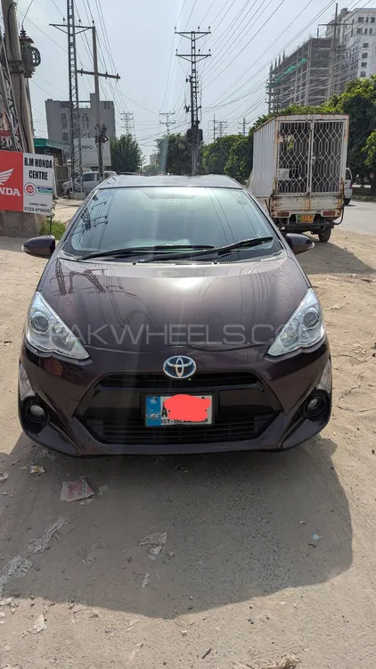 Toyota Aqua 2015 for Sale in Lahore Image-1