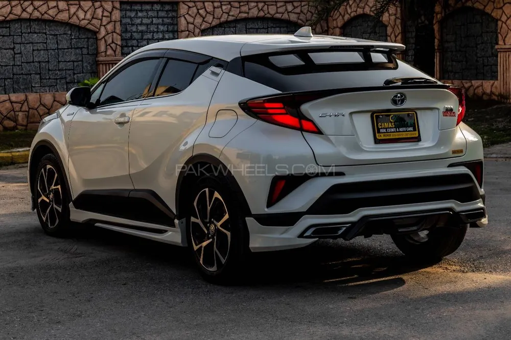 Toyota C-HR 2020 for Sale in Islamabad Toyota C-HR 2020 for Sale in Islamabad Image-5