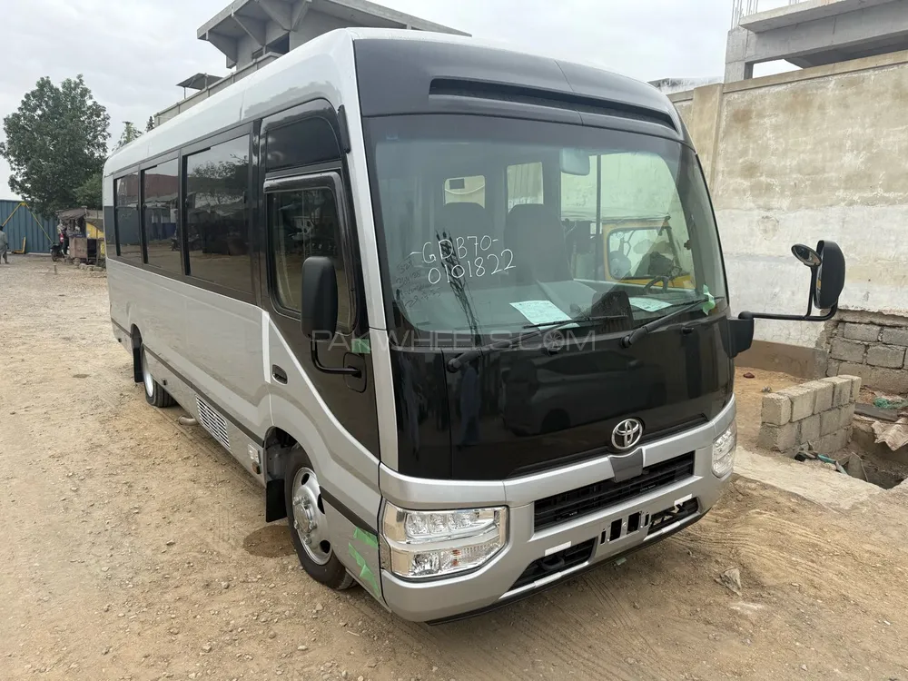 Toyota Coaster 2025 for Sale in Karachi Image-1