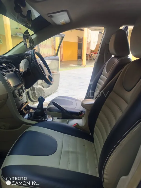 Toyota Corolla 2012 for Sale in Buner Image-1