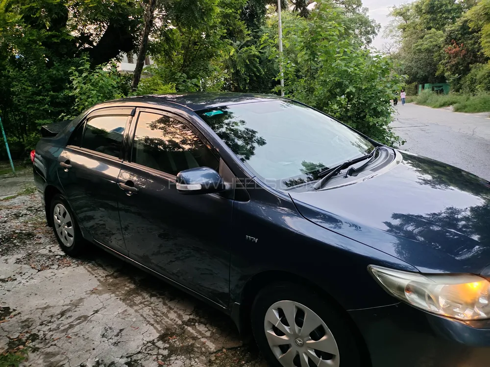 Toyota Corolla 2010 for Sale in Islamabad Image-1