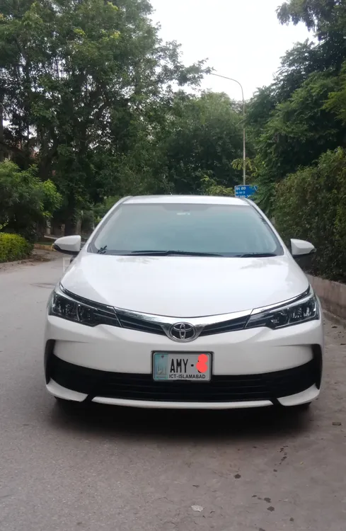 Toyota Corolla 2019 for Sale in Islamabad Image-1