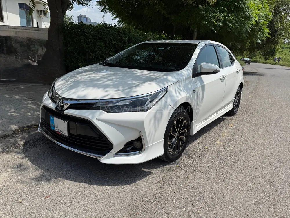 Toyota Corolla 2023 for Sale in Islamabad Image-1