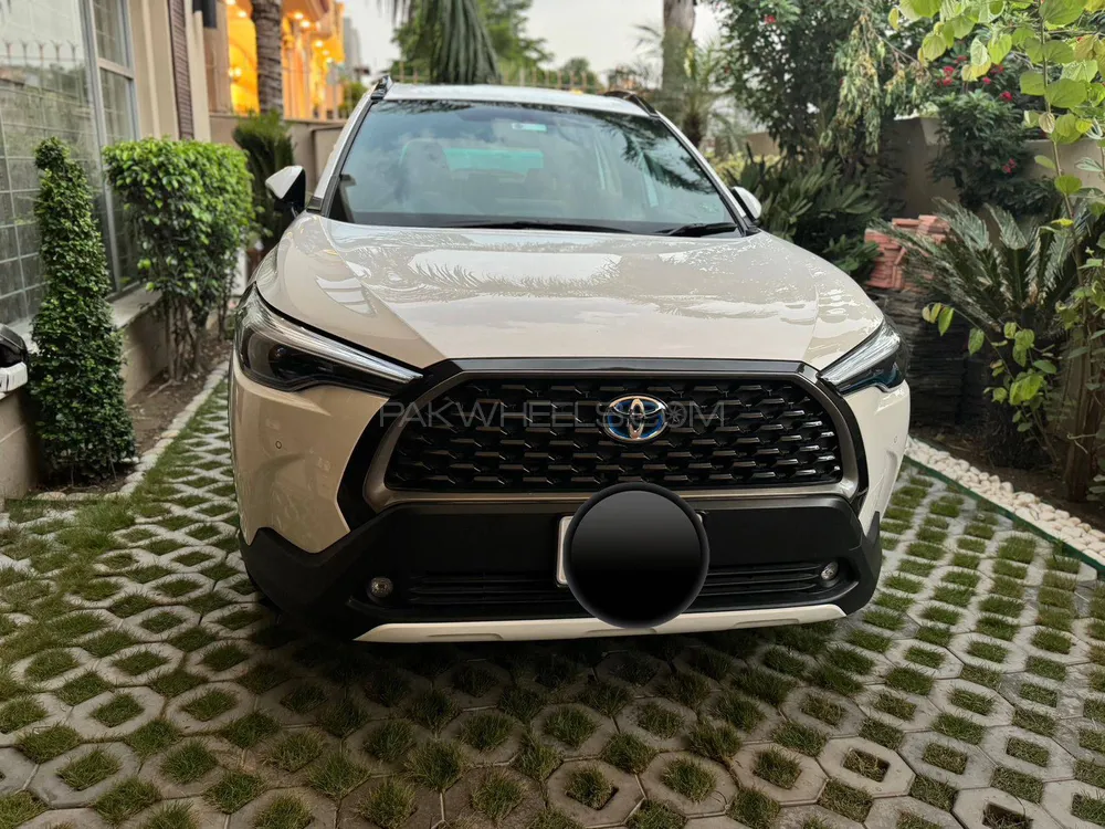 Toyota Corolla Cross 2024 for Sale in Lahore Image-1