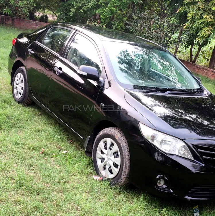 Toyota Corolla 2011 for Sale in Gujranwala Image-1