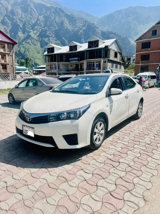 Toyota Corolla 2017 for Sale in Lahore Image-1