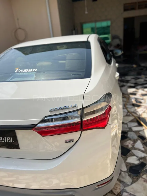 Toyota Corolla 2018 for Sale in Nowshera Image-1