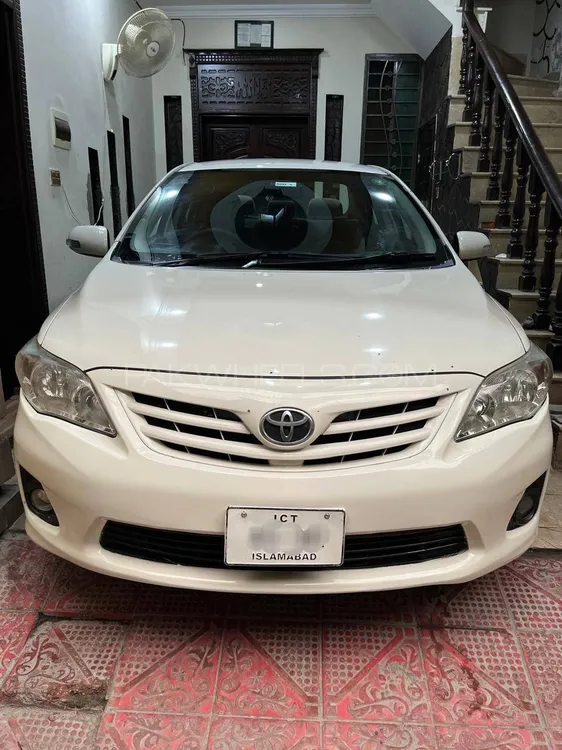 Toyota Corolla 2013 for Sale in Islamabad Image-1