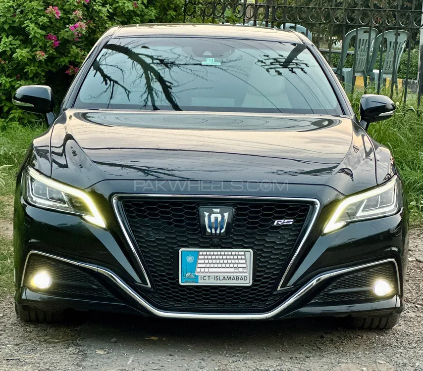 Toyota Crown 2018 for Sale in Faisalabad Image-1