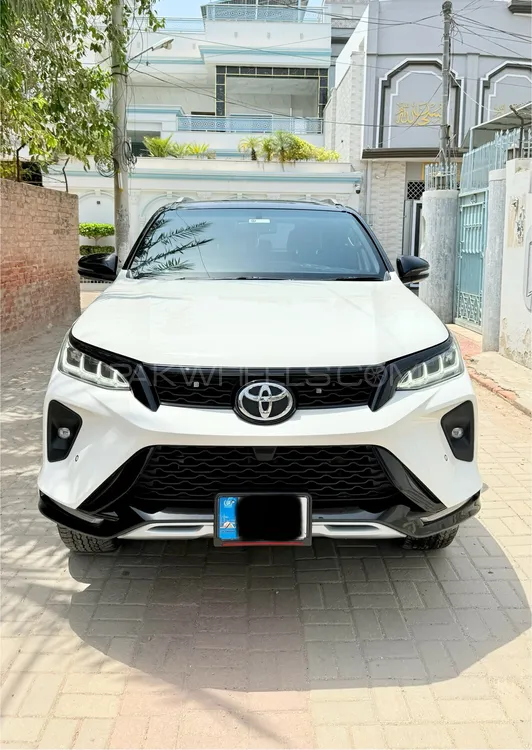 Toyota Fortuner 2022 for Sale in Multan Image-1