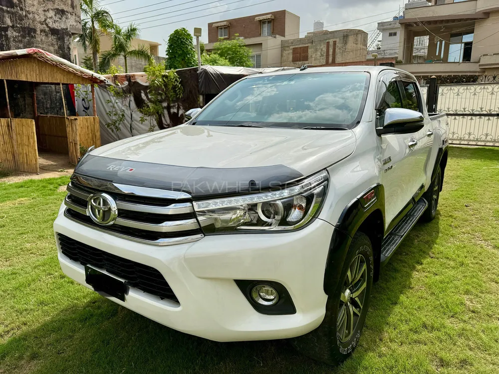 Toyota Hilux 2018 for Sale in Lahore Image-1