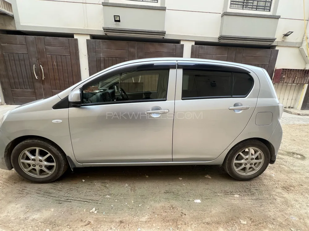Toyota Pixis Epoch 2018 for Sale in Karachi Image-1