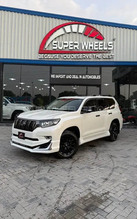 Toyota Prado 2020 for Sale in Lahore Image-1