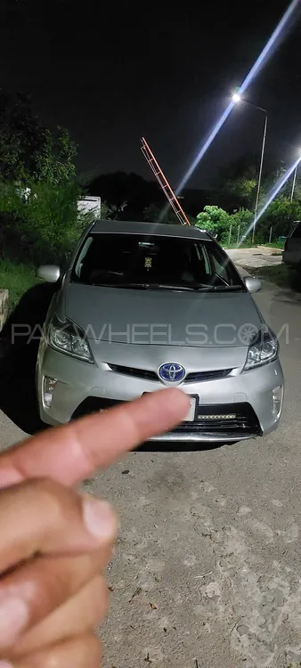 Toyota Prius 2012 for Sale in Islamabad Image-1