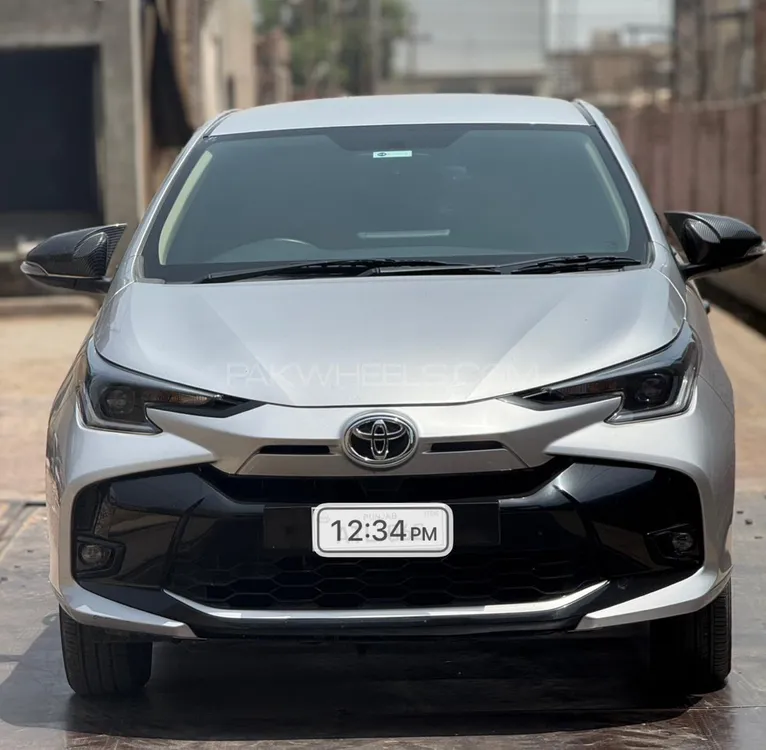 Toyota Yaris Sedan 2024 for Sale in Multan Image-1
