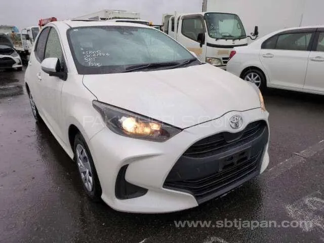Toyota Yaris Hatchback 2022 for Sale in Lahore Image-1