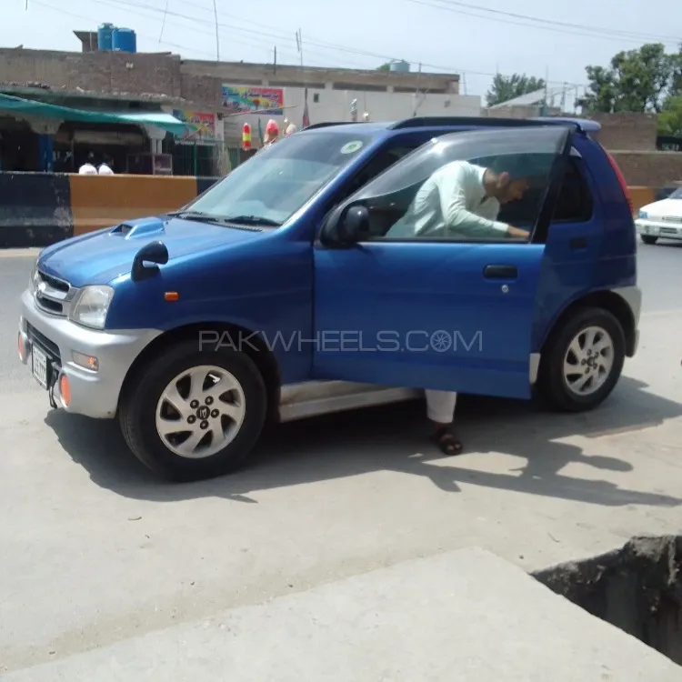 Daihatsu Terios Kid 2001 for Sale in Peshawar Image-1