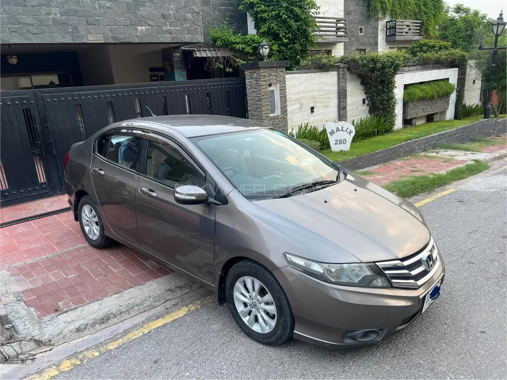 Honda City 2015 for Sale in Islamabad Image-1
