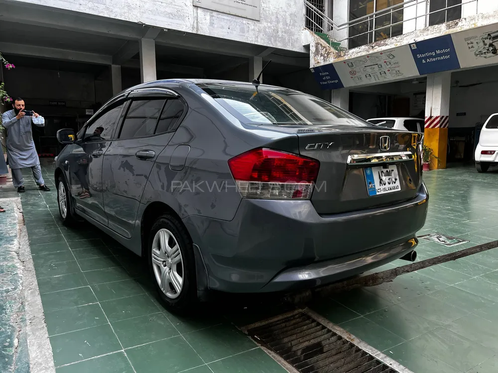 Honda City 2013 for Sale in Peshawar Image-1