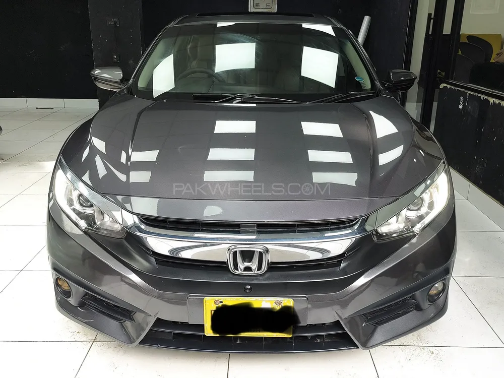 Honda Civic 2018 for Sale in Karachi Image-1
