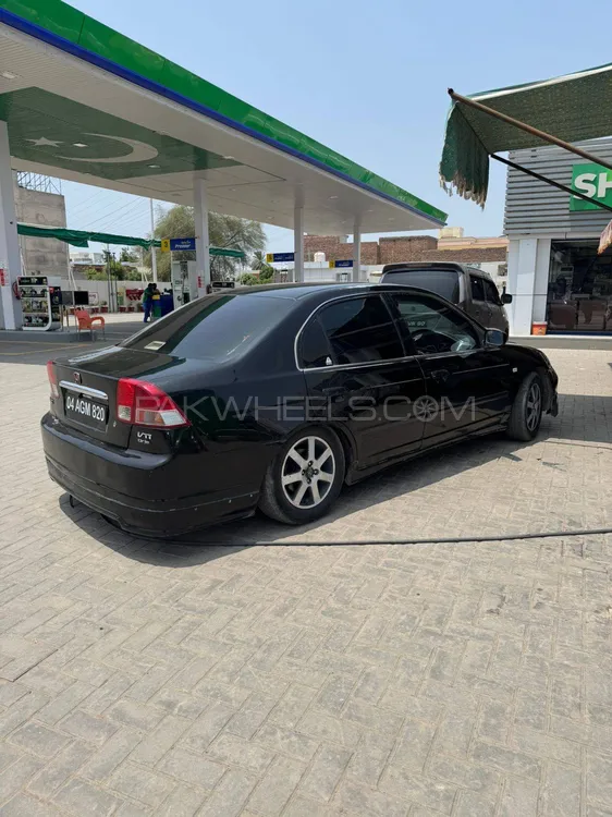 Honda Civic 2004 for Sale in Multan Image-1