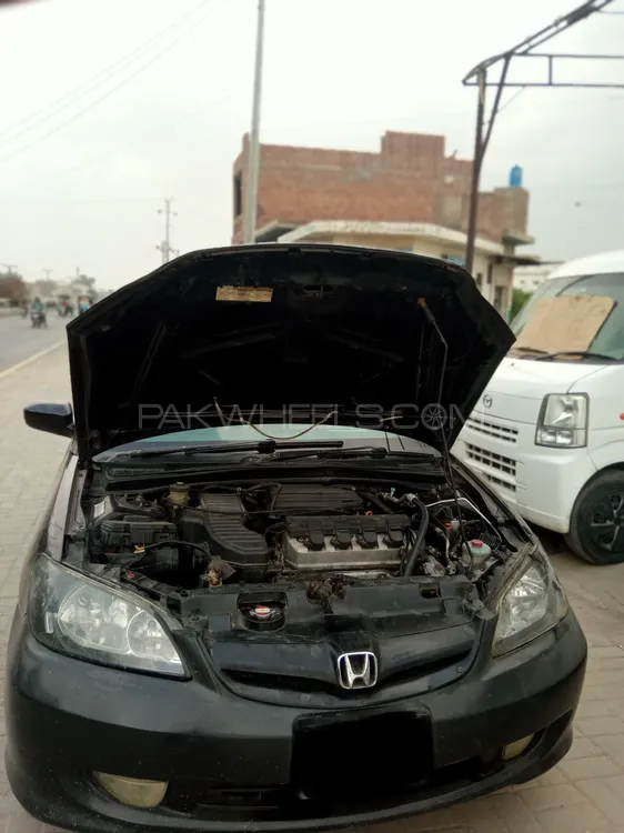 Honda Civic 2005 for Sale in Faisalabad Image-1