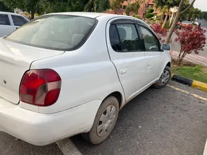 Toyota Platz F 1.0 2001 for Sale