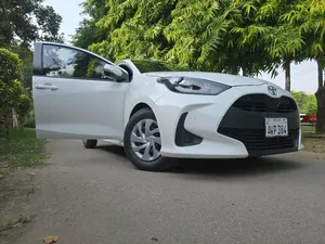 Toyota Yaris Hatchback X 2021 for Sale