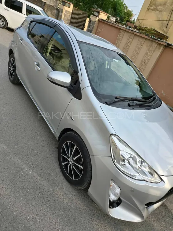 Toyota Aqua 2015 for Sale in Rawalpindi Image-1
