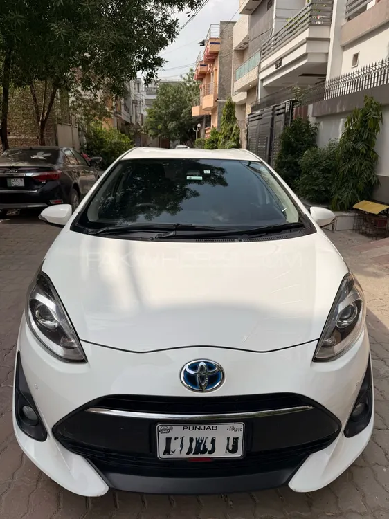 Toyota Aqua 2019 for Sale in Chiniot Image-1