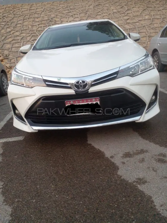 Toyota Corolla 2017 for Sale in Karachi Image-1