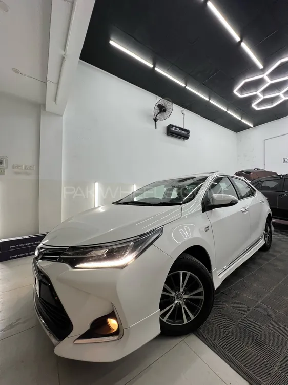 Toyota Corolla 2016 for Sale in Islamabad Image-1