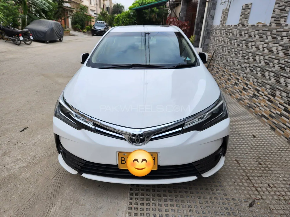 Toyota Corolla 2019 for Sale in Karachi Image-1