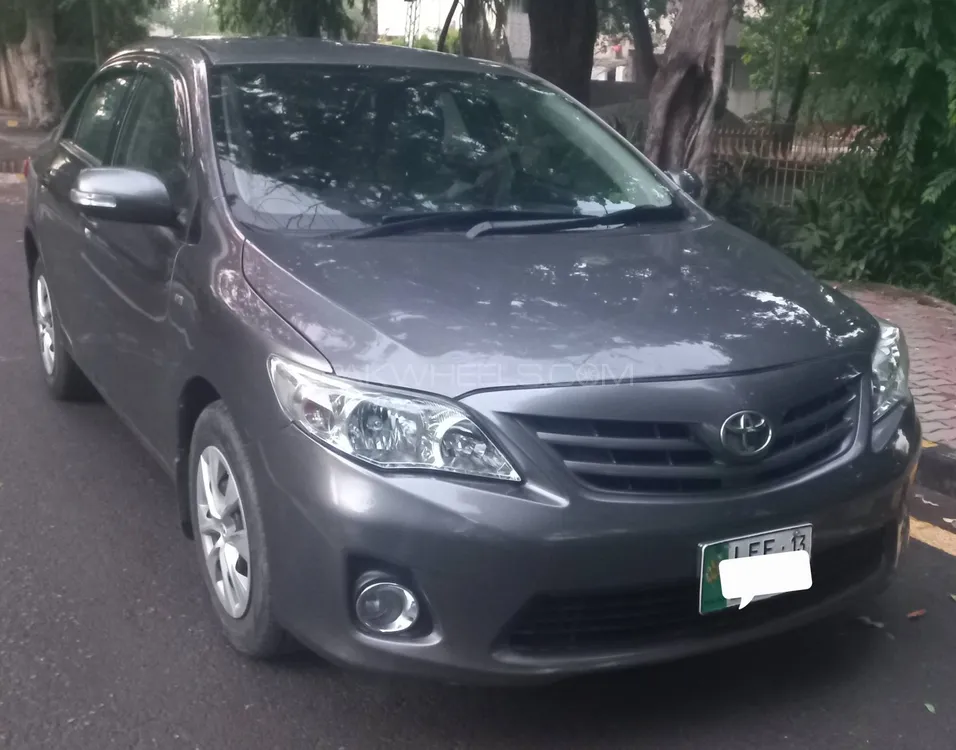 Toyota Corolla 2013 for Sale in Lahore Image-1