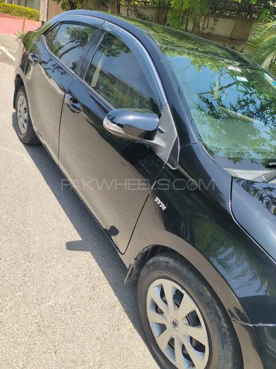 Toyota Corolla 2015 for Sale in Islamabad Image-1