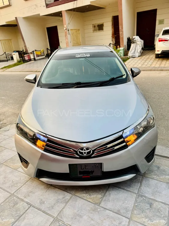 Toyota Corolla 2016 for Sale in Sargodha Image-1